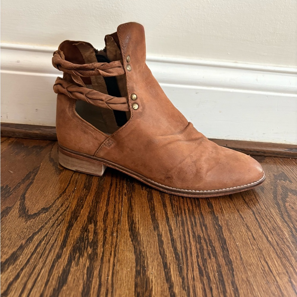 Free People Landslide Braided Leather Ankle Boots - Size 41, Used